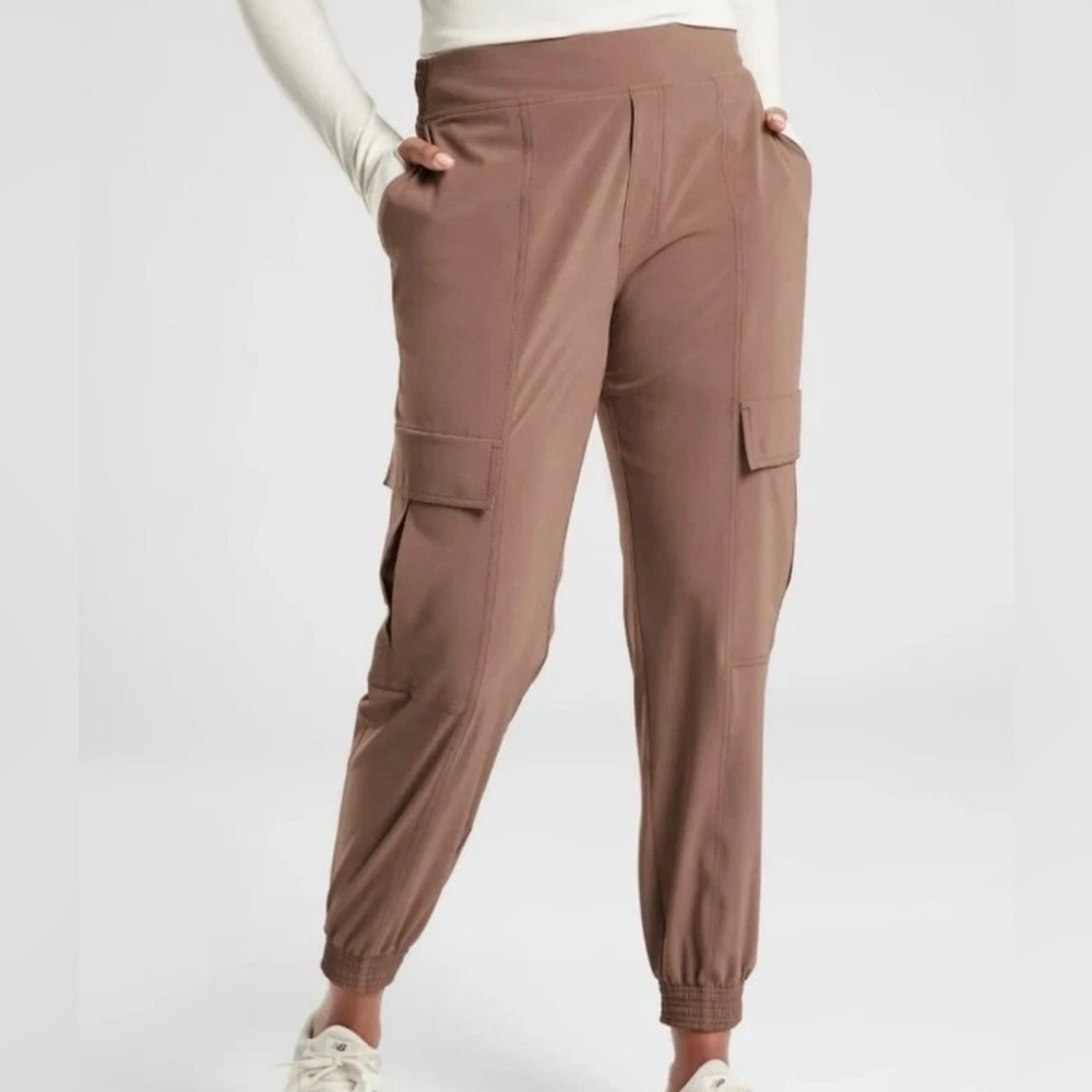 ATHLETA Chelsea Utility Jogger Mineral Brown Pants Style 530630 Size 0